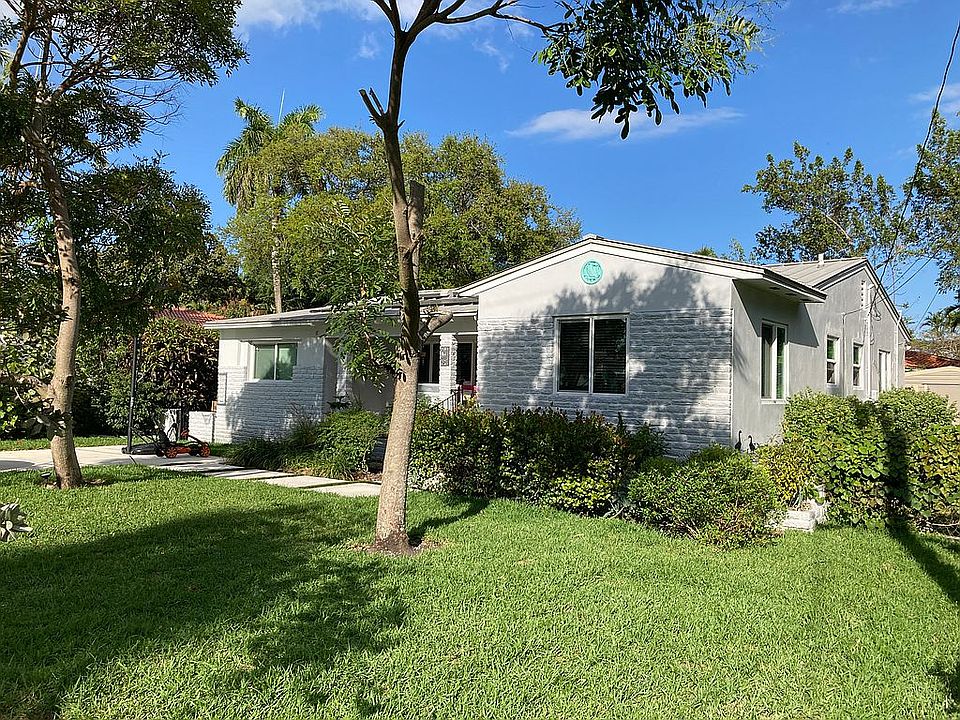 1st image of 9333 NE 9th Pl