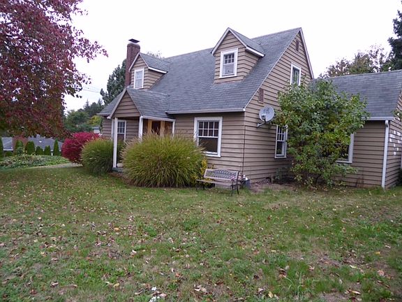 2nd image of 1218 NE 45th St