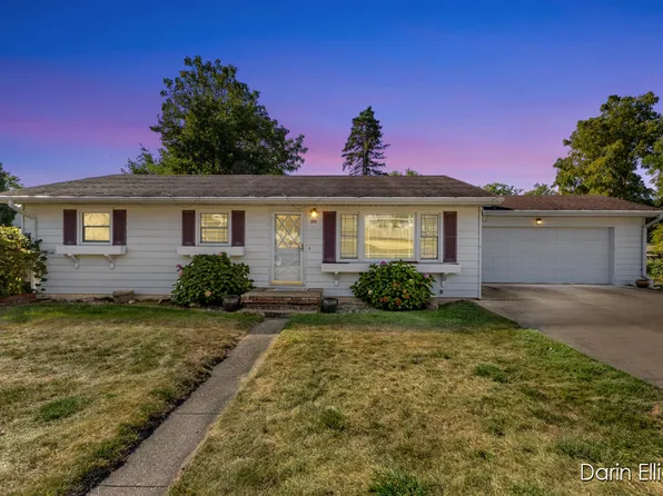 819 Forest St, Ionia, MI 48846