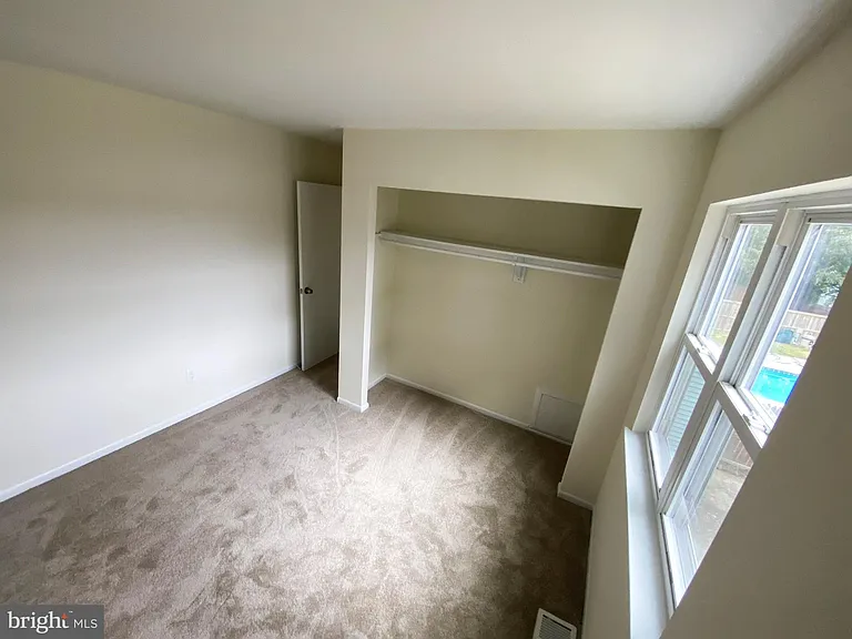 7707 Queens Park Rd — Photo 19