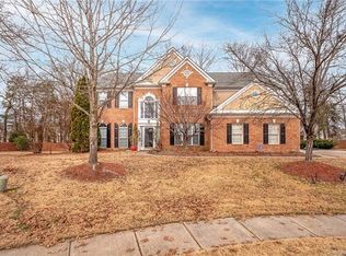 5002 Jordanus Ct, Charlotte, NC 28277