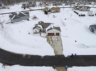 6480 Revere Pass, Deforest, WI 53532