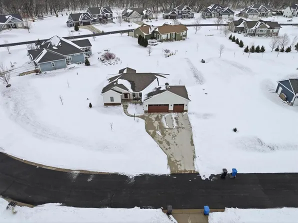 6480 Revere Pass, Deforest, WI 53532