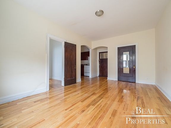3rd image of 4851 N Damen Ave APT 209