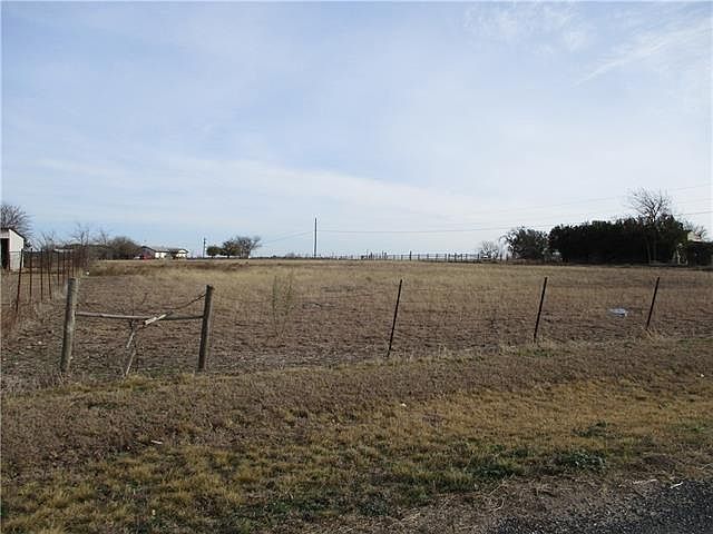 1st image of 51 Private Road 915