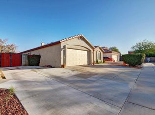 4382 W Golden Ln, Glendale, AZ 85302