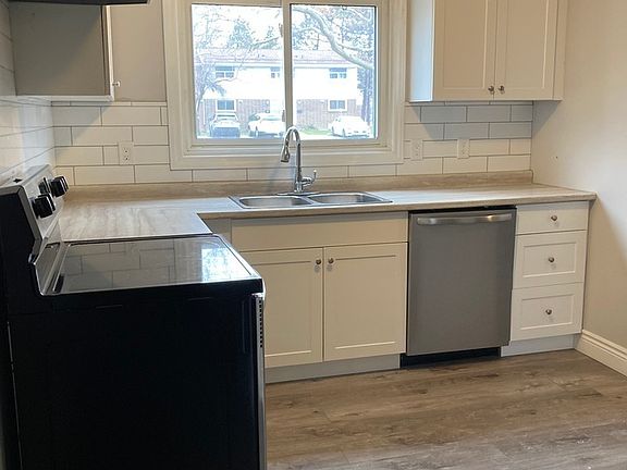4th image of 7731 Hawthorne Dr #19