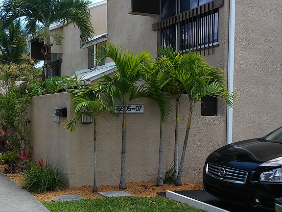 2nd image of 15905 SW 90th Ct #D