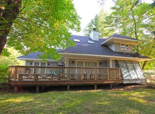 1 Pheasant Ln, West Dover, VT 05356
