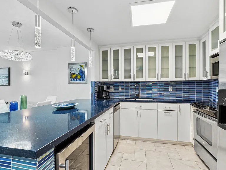 2301 Collins Ave #1015 — Photo 85