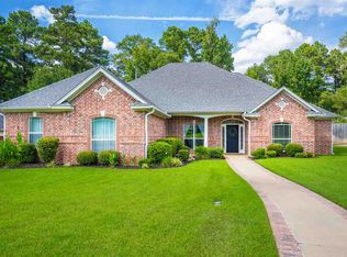 1693 Wood Pl, Longview, TX 75601