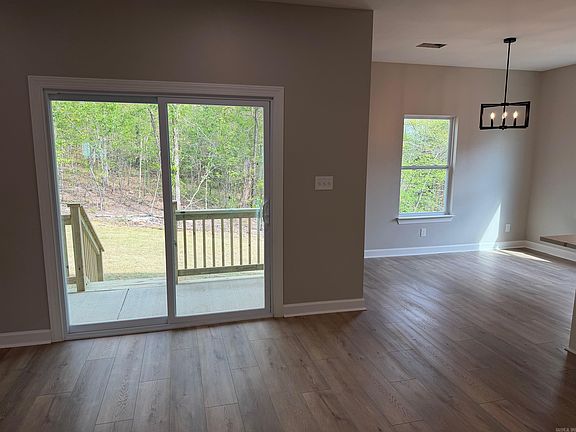 5th image of 36 Deer Creek Dr