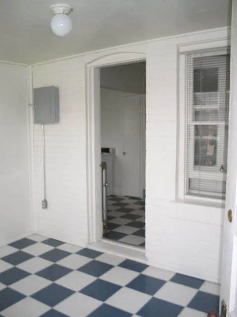 PaulOq (6Plex) — Photo 4