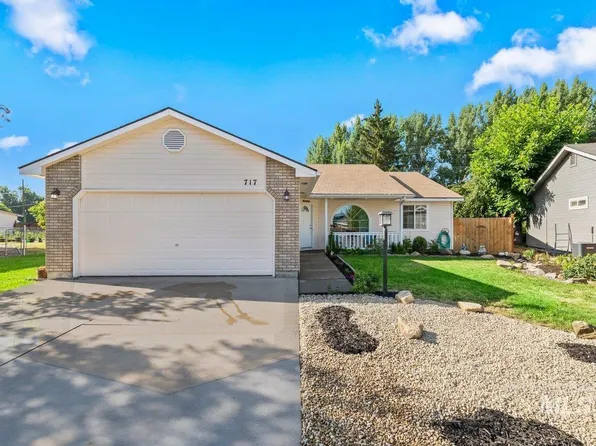 717 W Cheyenne Ct, Emmett, ID 83617