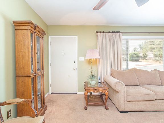 4th image of 1636 Greenfield Dr