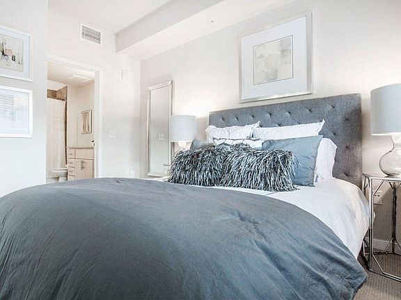 4th image of 1783 15th St #521