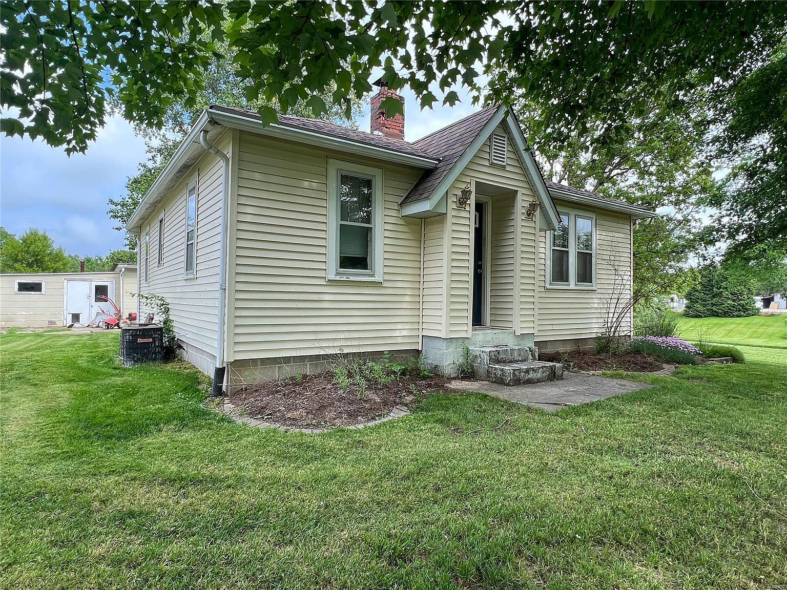 810 Stewart Ave, Benld, IL 62009 Zillow