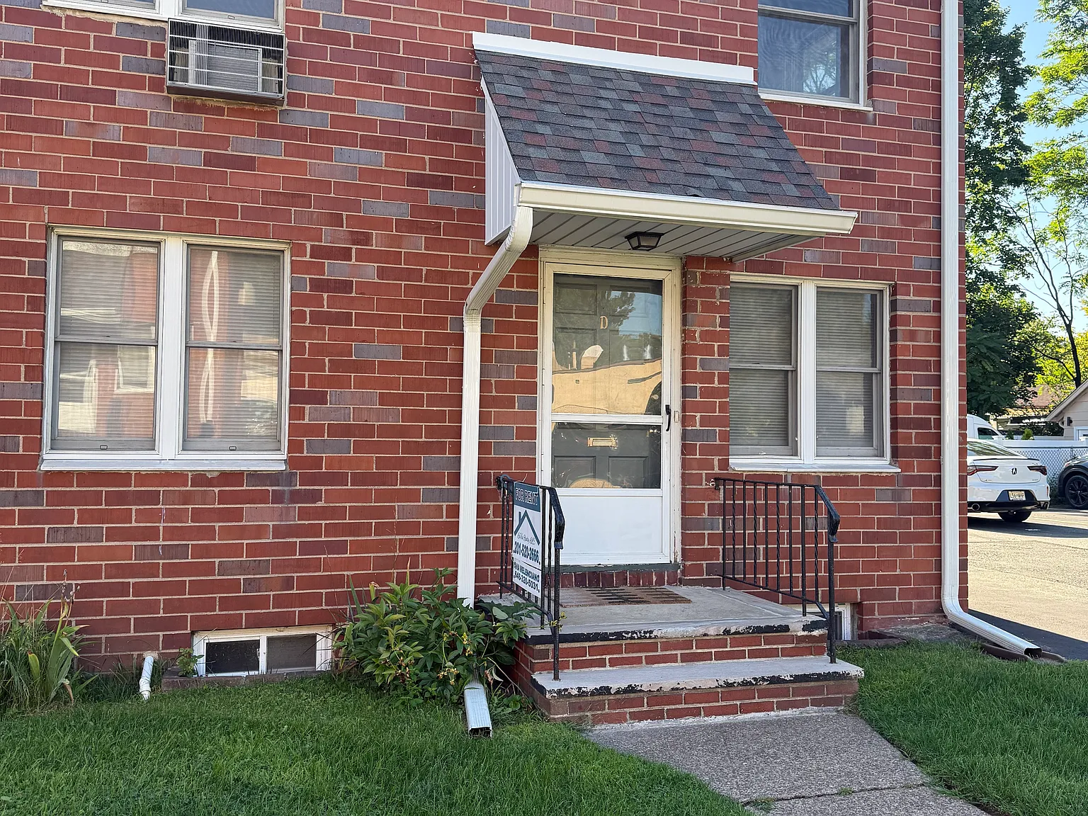 2 bed, 1.5 bath, $3,250 — Photo 2