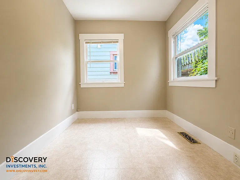 460 Stow Ave — Photo 48