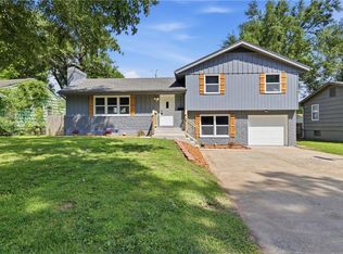 7913 Elm Ave, Raytown, MO 64138