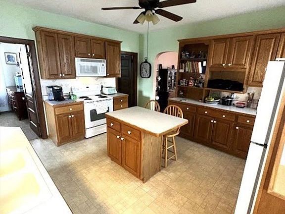 5th image of 98-100 Trilby Ave #1
