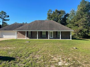 957 J B Horne Rd, Hattiesburg, MS 39401