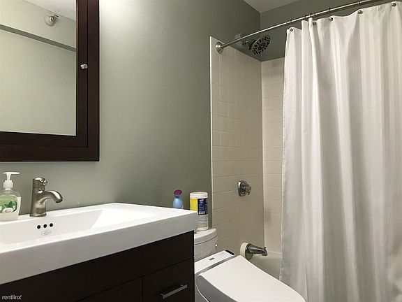 2709 bathroom_08192020