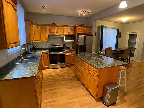 2nd image of 266A Rattlepan Creek Cres