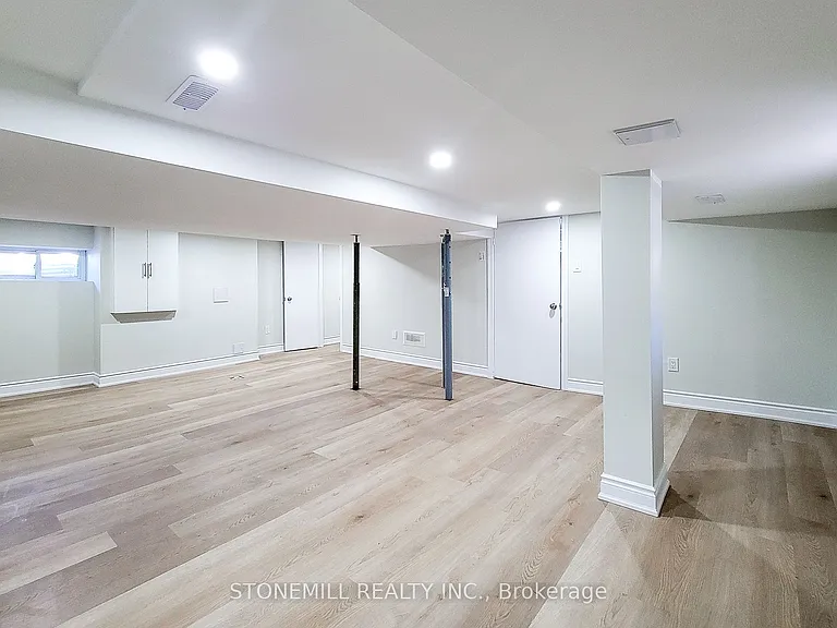 727 College Ave — Photo 47