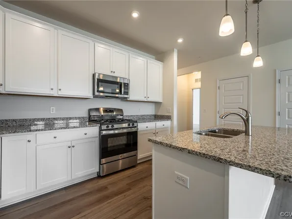 3990 Prospect St #16B, Williamsburg, VA 23185