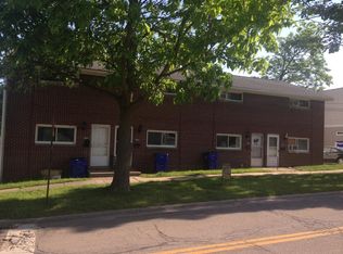 272 W Cedar Ave, Ravenna, OH 44266