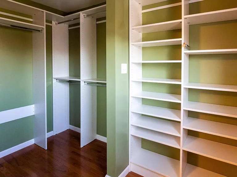 727 Herndon Woods Ct — Photo 15