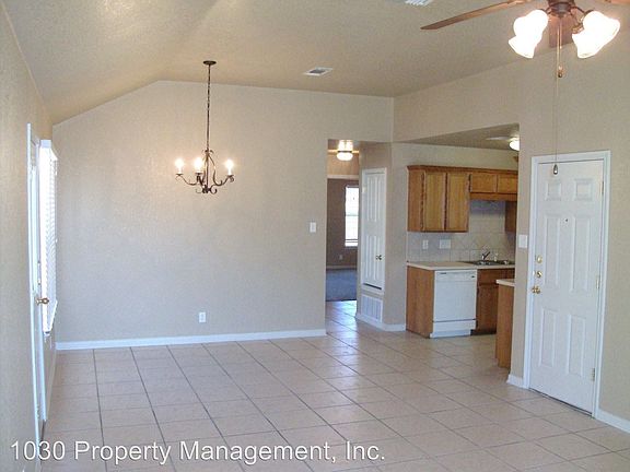 3rd image of 5007 Heather Ln APT A