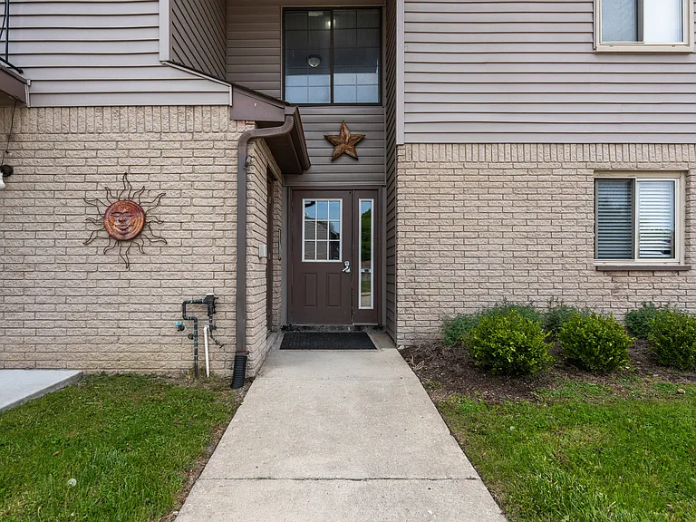 5975 Burroughs Ave #1 — Photo 21