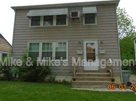 4926 N 54th St, Milwaukee, WI