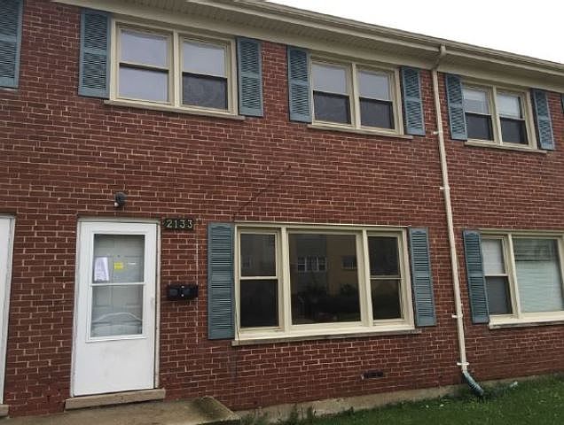 1st image of 2133 Williamsburg Dr