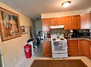 40 Alder St APT 5, Portland, ME 04101