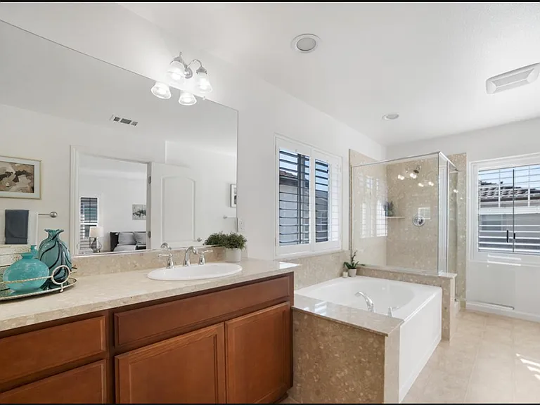 2432 Homer Ln — Photo 12