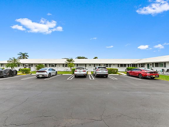 2nd image of 200 Leisure Lake Circle #106