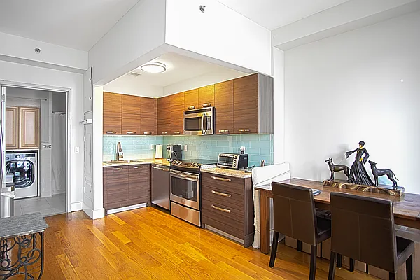 Rented by Keller Williams NYC | media 11