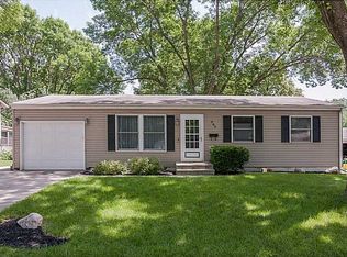 985 Lindale Dr, Marion, IA 52302