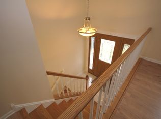 268 E Cleburne Ave, Bartlett, IL 60103