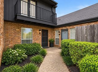 6111 Beverly Hill St #28, Houston, TX 77057