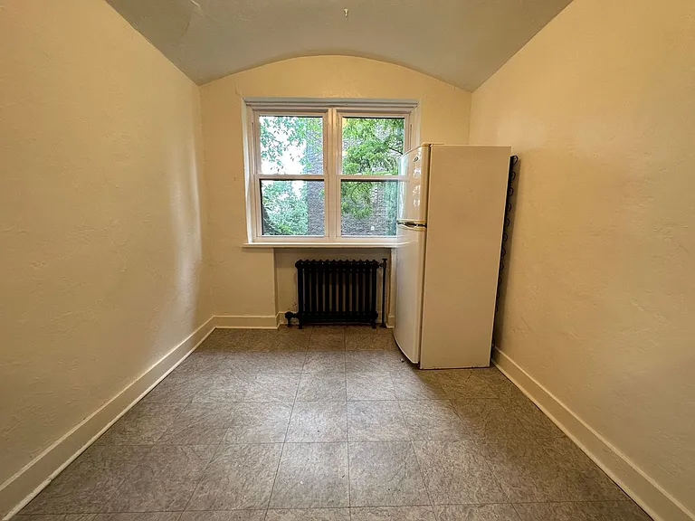 5700 Munhall Rd — Photo 23