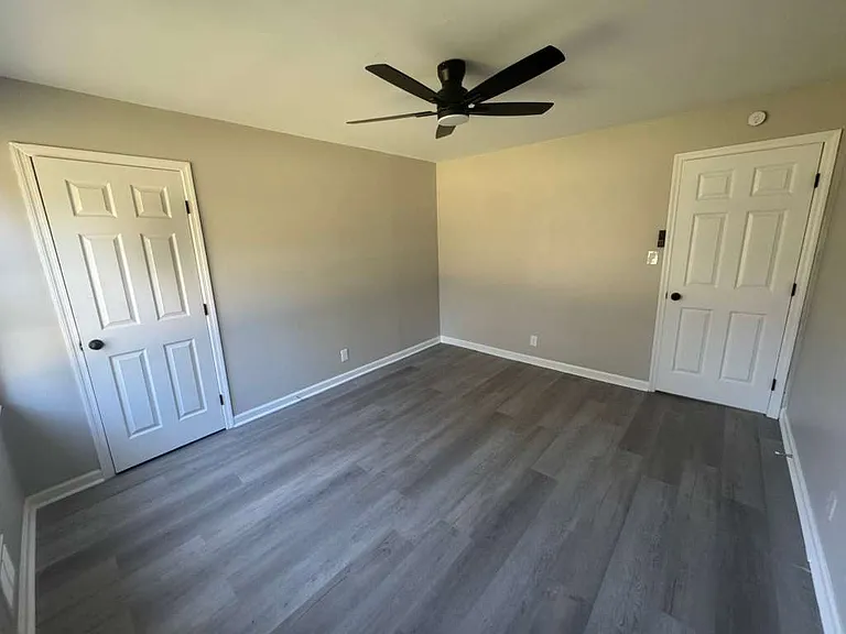 1840 Springwood Dr — Photo 10