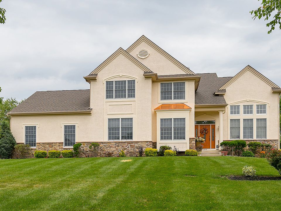 1st image of 616 Balis Dr