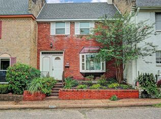 1207 Saxony Ln, Houston, TX 77058