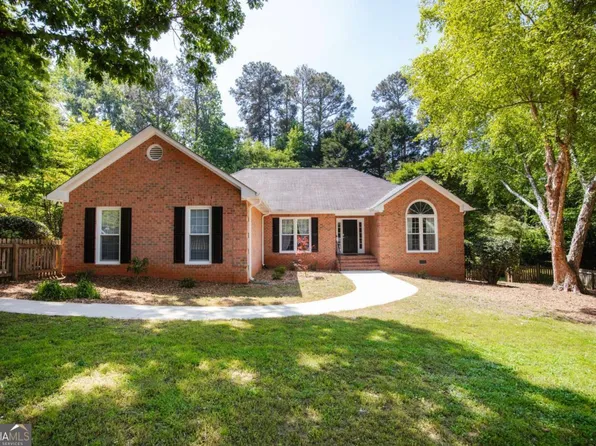 160 Meadow Creek Ln, Athens, GA 30605