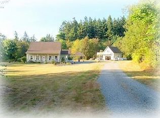 938 Hanstad Rd, Camano Island, WA 98282