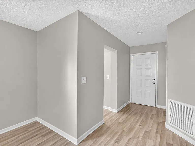5314 Sapphire Valley — Photo 6